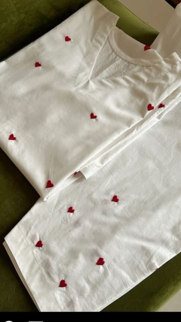 Off white- Shalwar Kameez