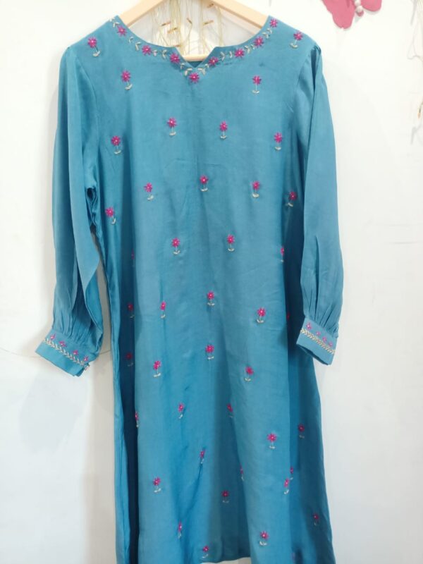 Green- 2Pc Stitched Silk Lawn - Image 2